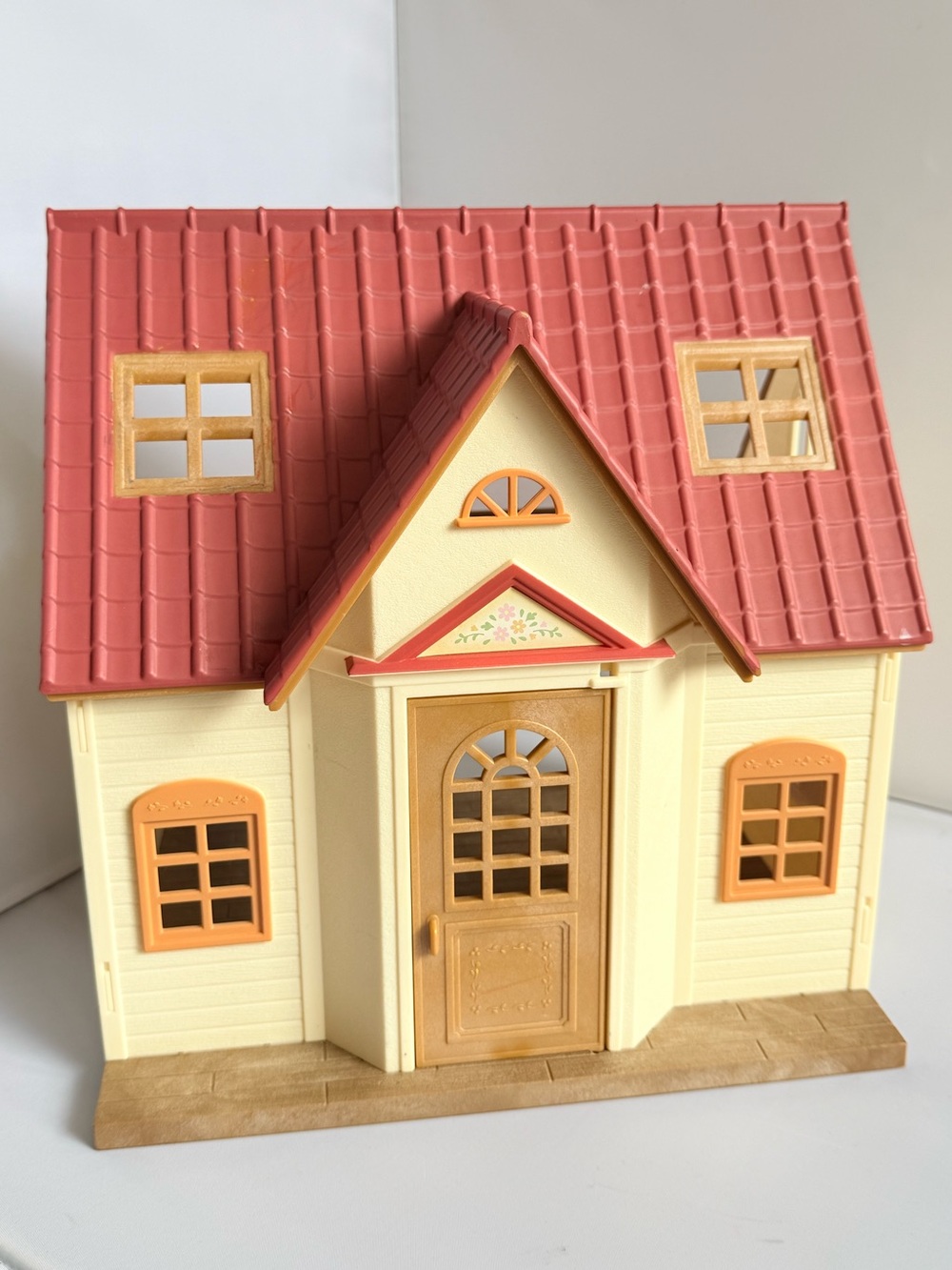 Calico Critters House Sylvanian Families Red Roof Playset